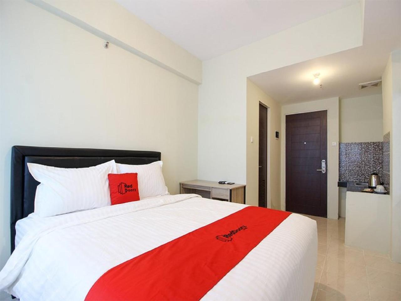 Reddoorz Apartment @ Malioboro City Adisucipto Maguwo Exterior foto